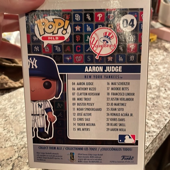 Funko POP!  AARON JUDGE NY YANKEES #4 never opened PAY THE MAN!!!!!!!!!!!!!!! - Picture 3 of 5